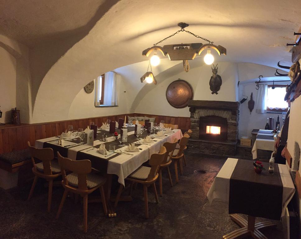 Albergo Lardi Le Prese Luaran gambar